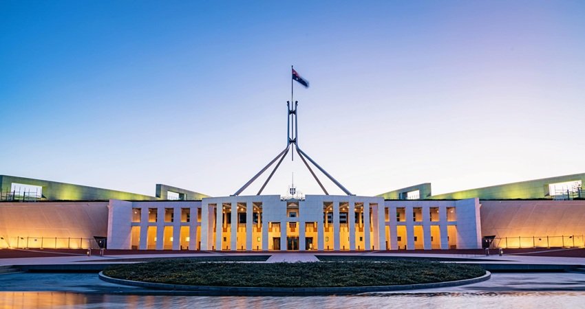 Students choosing a university in Australia